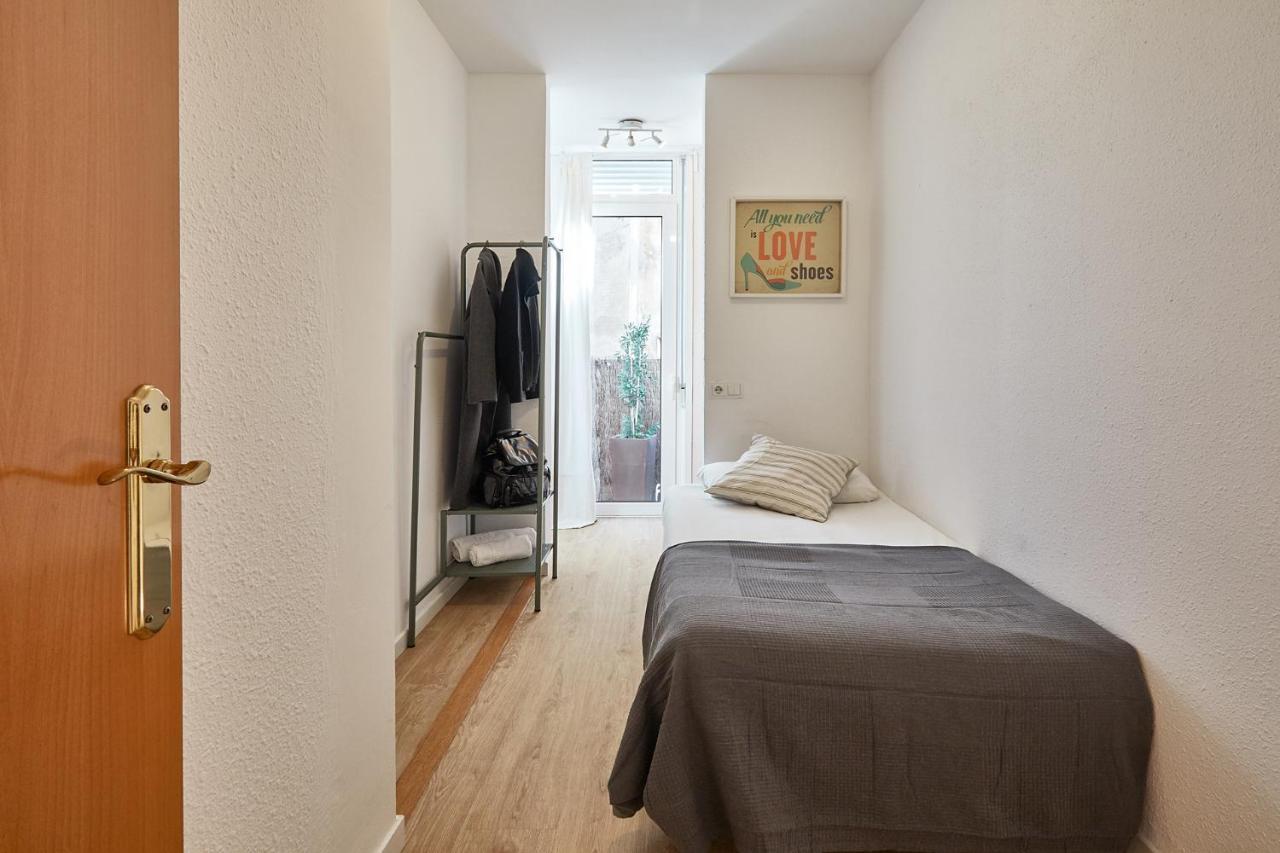 Bbarcelona Clot Apartments Exteriör bild