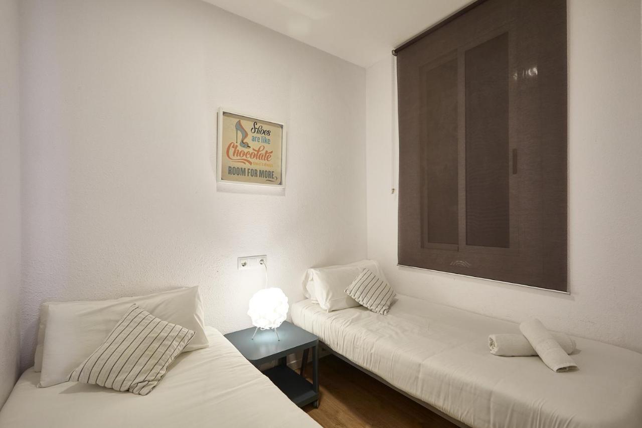 Bbarcelona Clot Apartments Exteriör bild